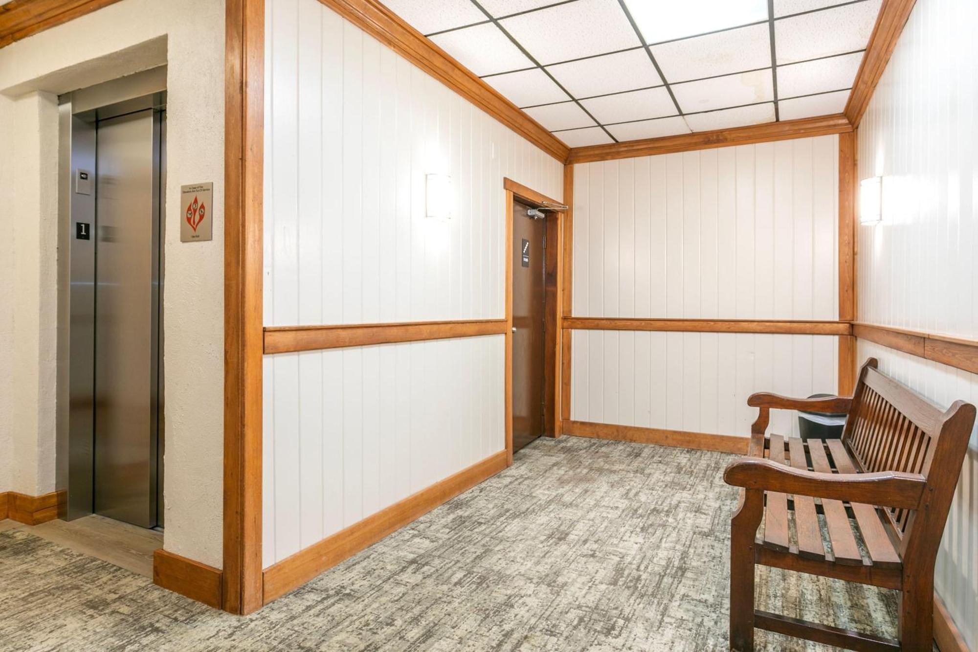 Lift House Lodge, Pet Friendly, Premium Studio Condo เวล ภายนอก รูปภาพ